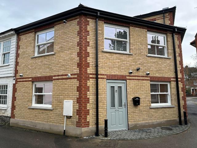 House for rent in Blackhills, Surrey