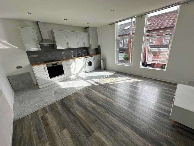 Apartment for rent in Harehills, Leeds