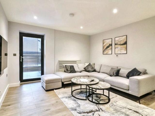 Apartment for rent in The Hyde, Greater London