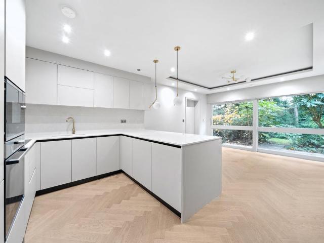 Apartment for rent in Primrose Hill, Greater London