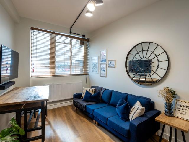 Apartment for rent in London Borough of Richmond upon Thames, Greater London