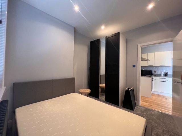 Apartment for rent in Avenham, Higher Bartle