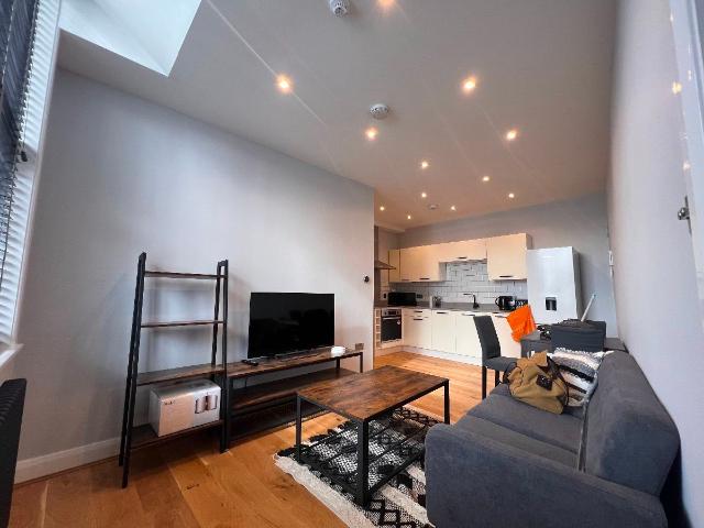Apartment for rent in Avenham, Higher Bartle
