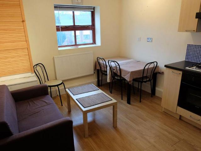 House for rent in Hyde Park, West Yorkshire