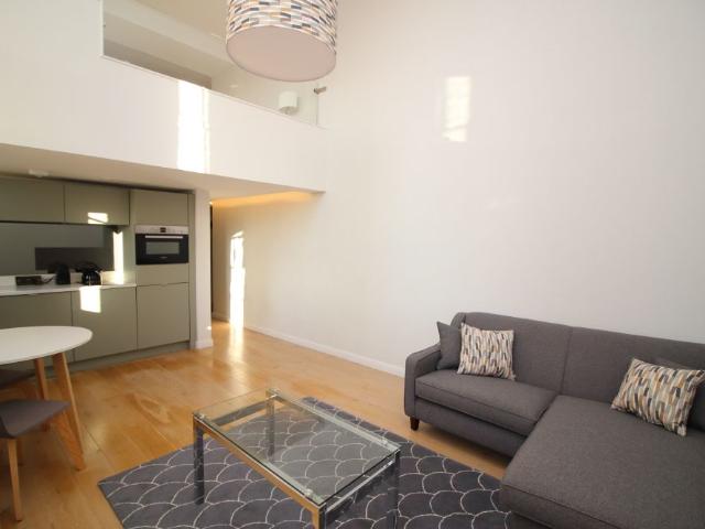 Apartment for rent in Powderhall, Broughton