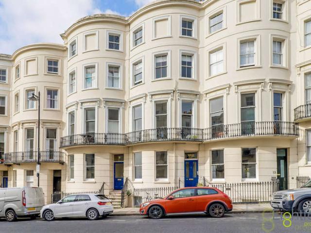 Flat for sale in Kemptown, Brighton & Hove