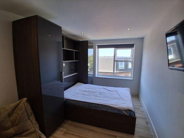 Studio for rent in The Polygon, City Of Southampton