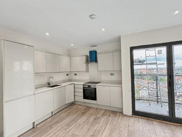 Apartment for rent in Lane, Greater London