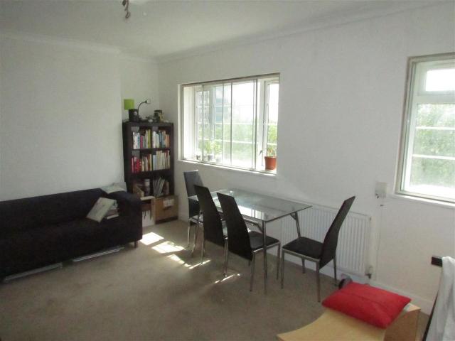 House for rent in Kilburn, Greater London
