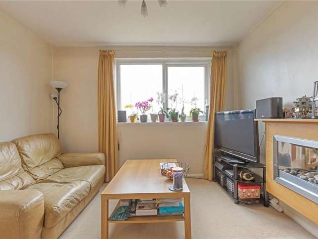 Flat for sale in Greater London