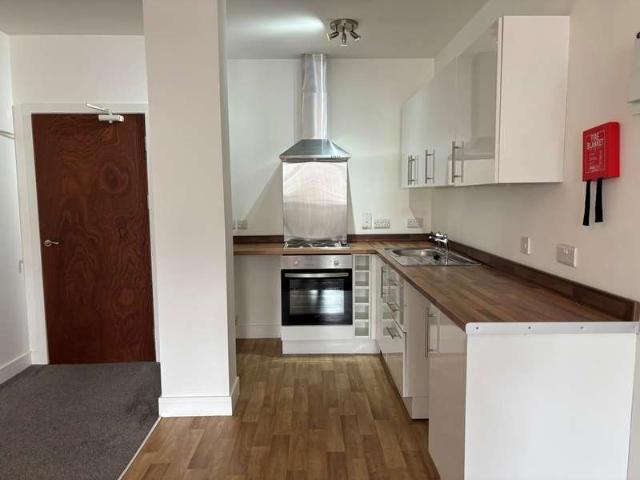 Flat for rent in Highweek, Bridford
