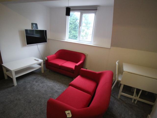 Apartment for rent in Beckett Park, Headingley