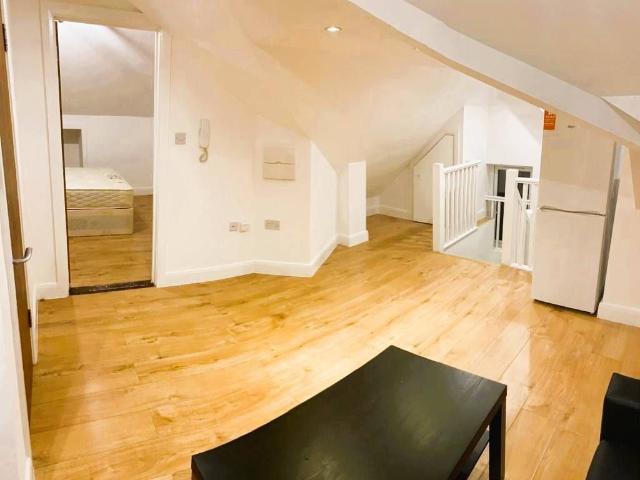 Apartment for rent in New Malden, Greater London