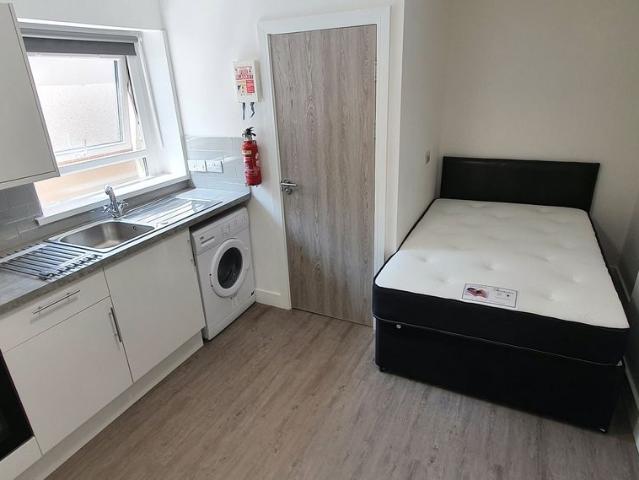 Studio for rent in Falcon Lodge, Wales