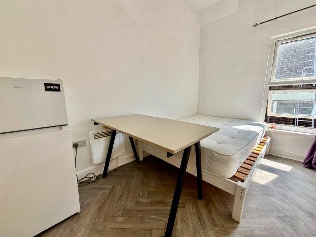 Apartment for rent in Peckham, Greater London
