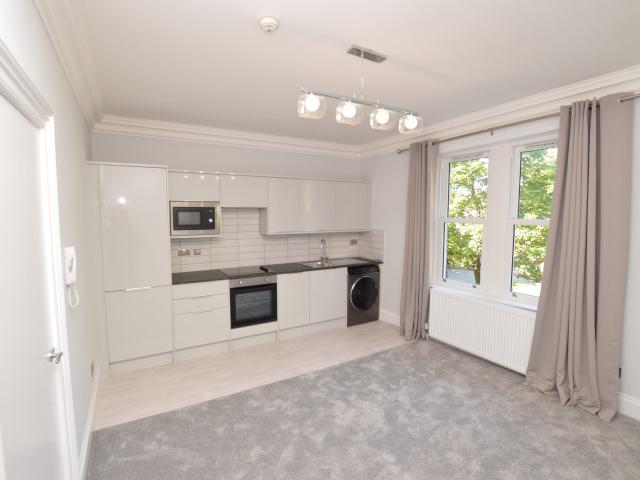 Apartment for rent in Hookstone, Harrogate