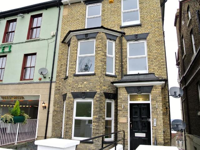 Apartment for rent in Chatham