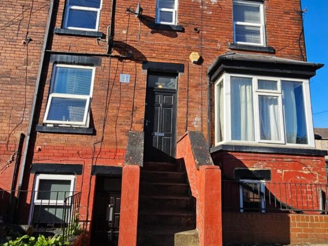 Apartment for rent in Armley, West Yorkshire