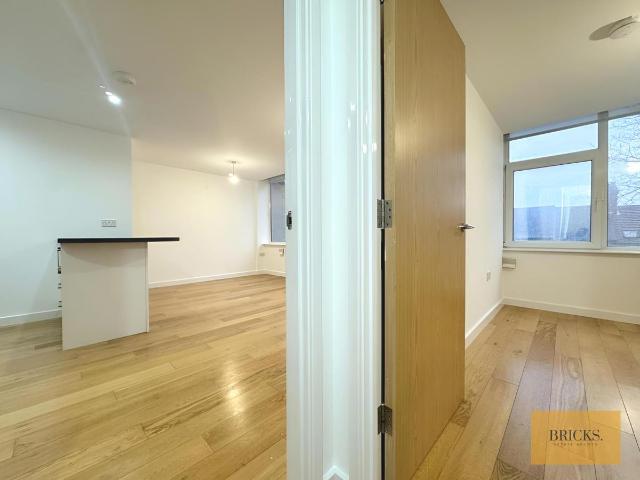 House for rent in Spring Park, Luton