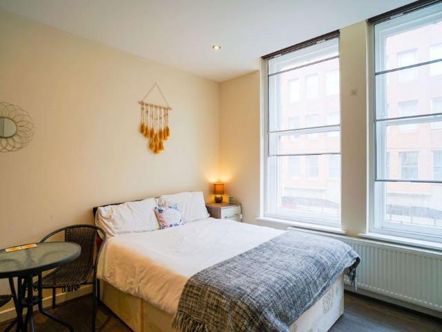Studio for rent in City Centre, South Yorkshire
