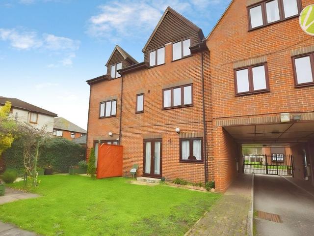 Apartment for rent in Stanford-le-hope, Essex