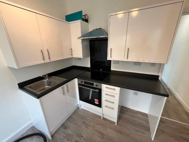 Apartment for rent in The Polygon, City Of Southampton