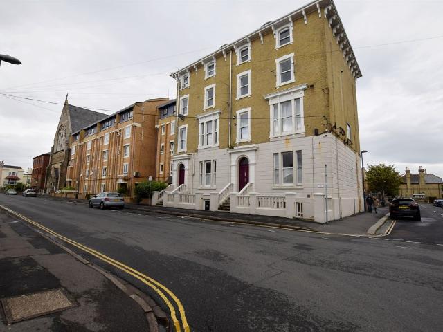 Apartment for rent in Clapham, West Sussex