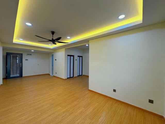 Flat for sale in Bandar Johor Bahru, Johor