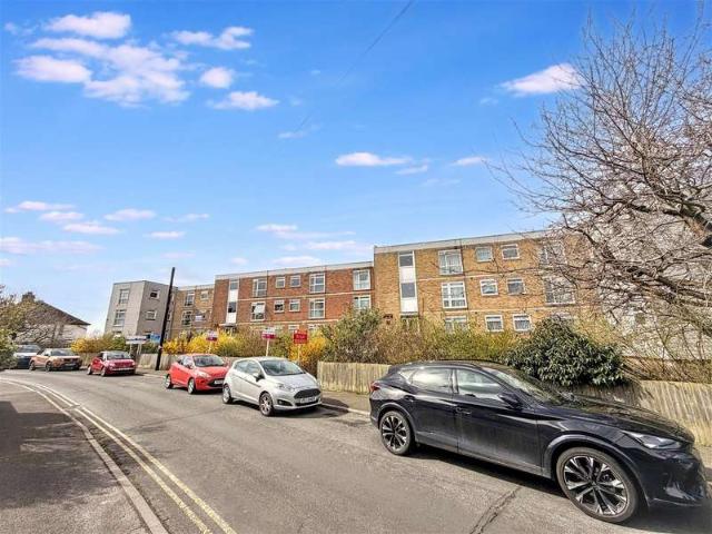 Flat for sale in St Anthony's Hill, Eastbourne