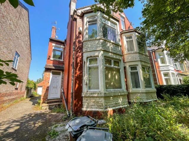 Flat for sale in Georgia, Greater Manchester