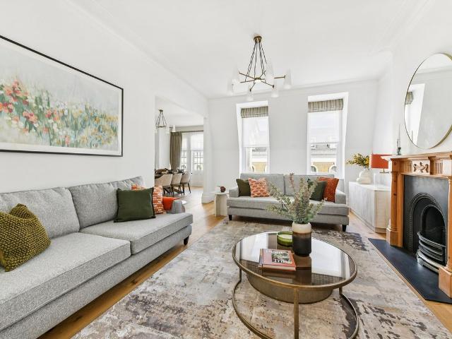 Apartment for rent in South Kensington, Greater London