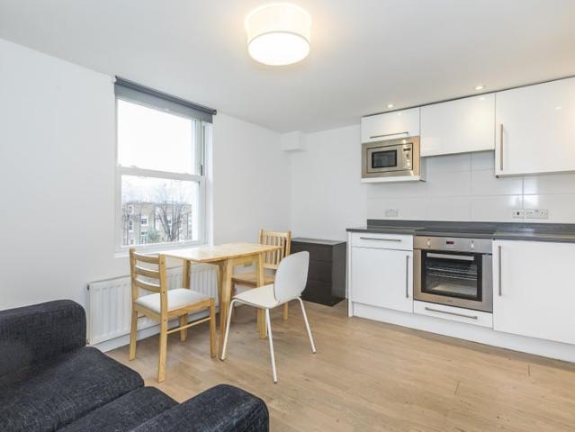 Apartment for rent in Finsbury Park, Isle Of Man
