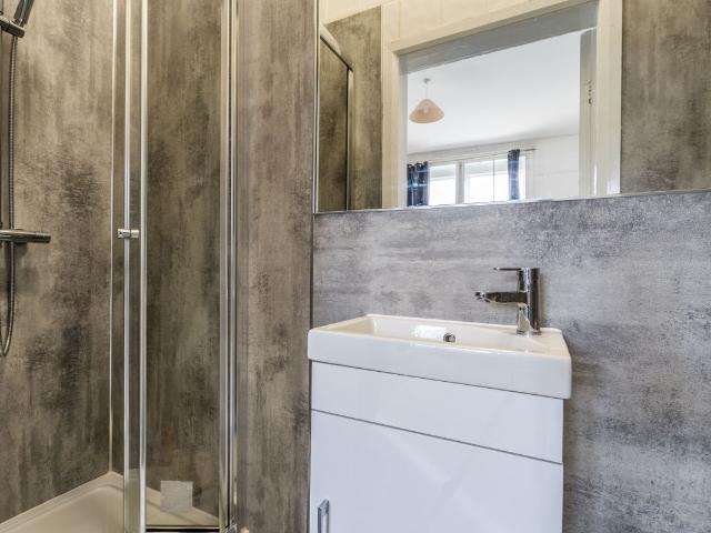 Apartment for rent in Woodhouse, West Yorkshire