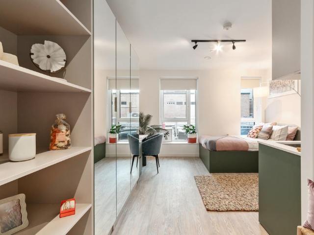 Apartment for rent in Norbiton, Greater London