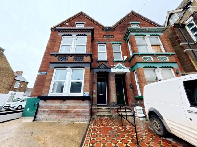 Apartment for rent in Chalkwell, Oad Street