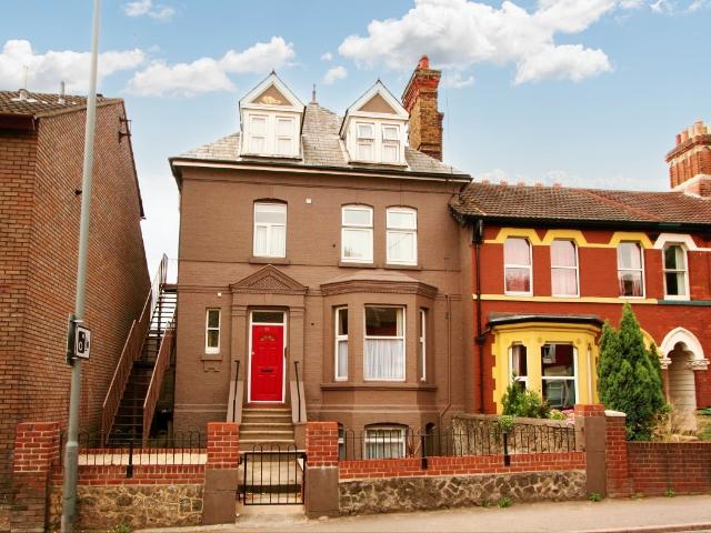 Apartment for rent in Midway, Kent