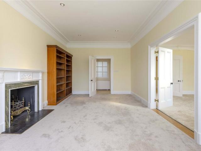 Apartment for rent in Haymarket, Scotland