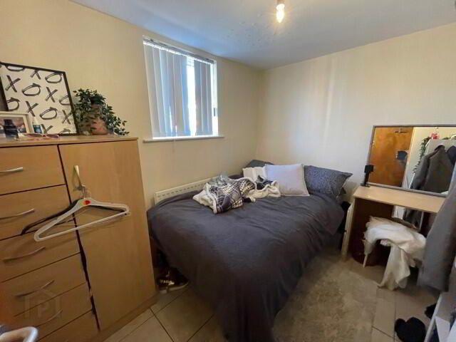 Apartment for rent in Belfast, The Holyland