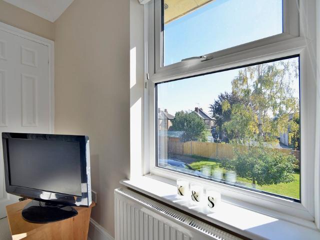 House for rent in Farncombe, Waverley