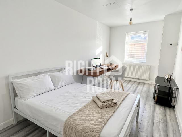 House for rent in Spring Park, Luton