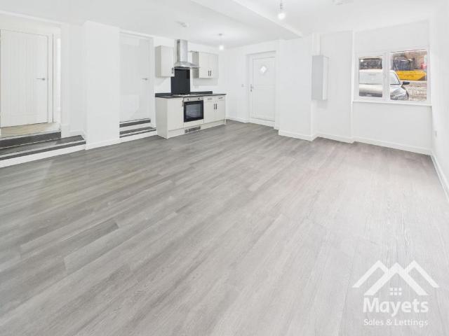 Apartment for rent in Queen's Park, Blackburn