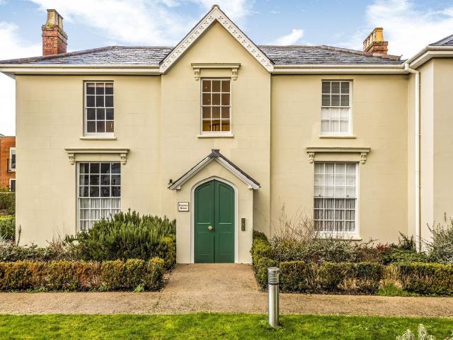 House for rent in Littlecote, West Sussex