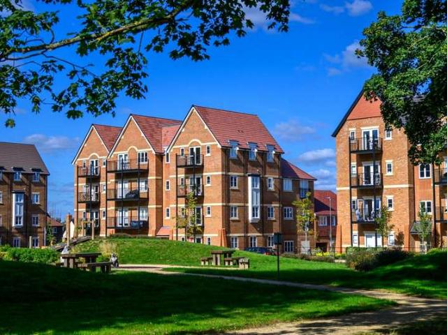 Flat for sale in High Wycombe Community Board, High Wycombe