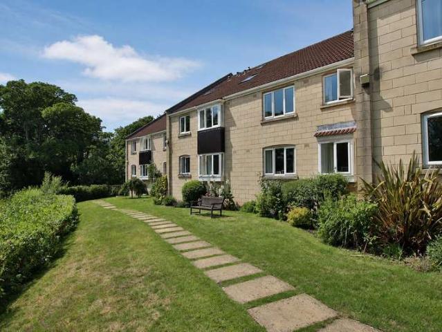 Flat for rent in Dulcote, Bath And North East Somerset