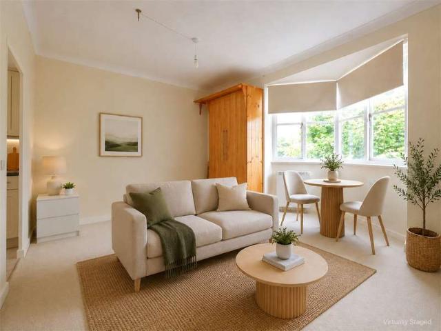 Flat for sale in London Borough of Lewisham, Greater London