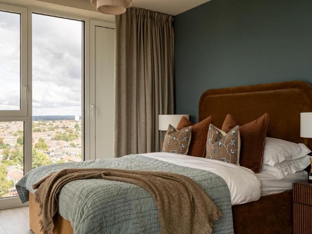 Apartment for rent in Loxford, Greater London