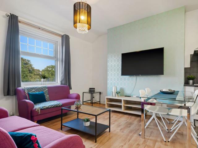 Apartment for rent in Hyde Park, West Yorkshire
