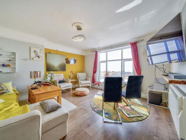 Apartment for rent in Horsham, West Sussex