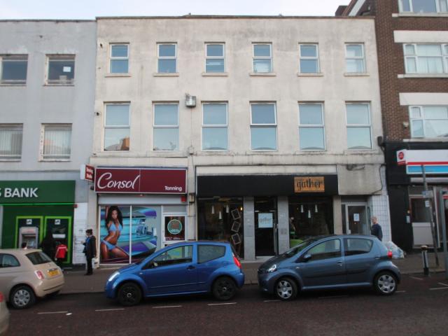 Apartment for rent in Dixons Green, West Midlands