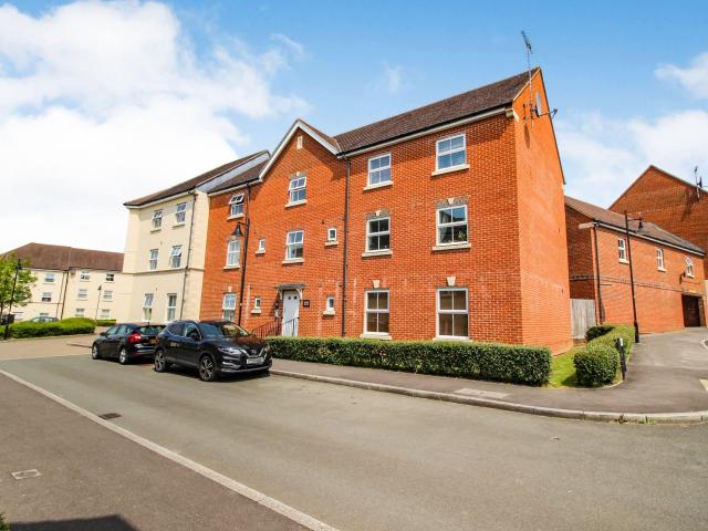 House for rent in Redhouse, Abbey Mead